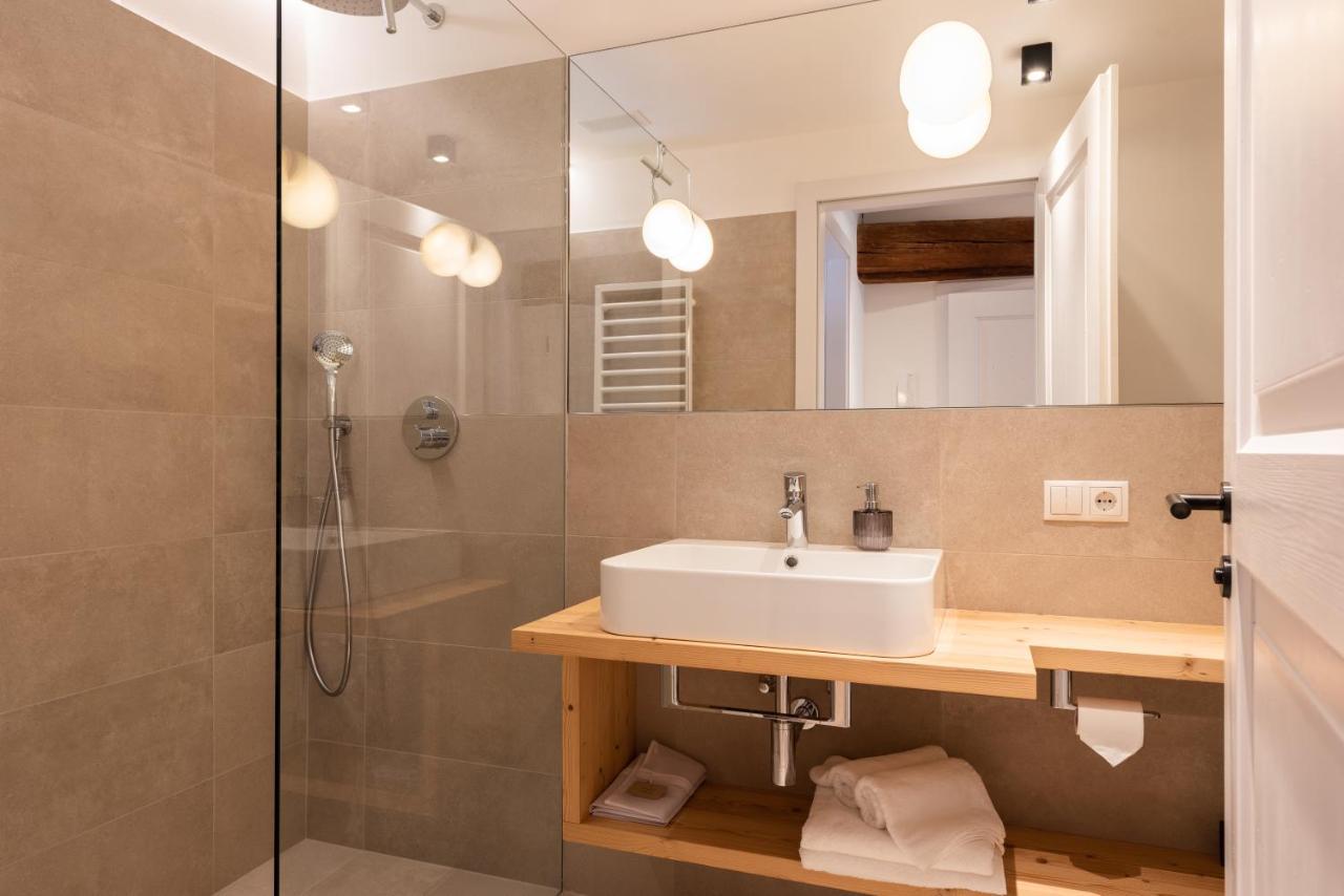 Weingut Schmid Oberrautner Apartment Suites โบลซาโน ภายนอก รูปภาพ