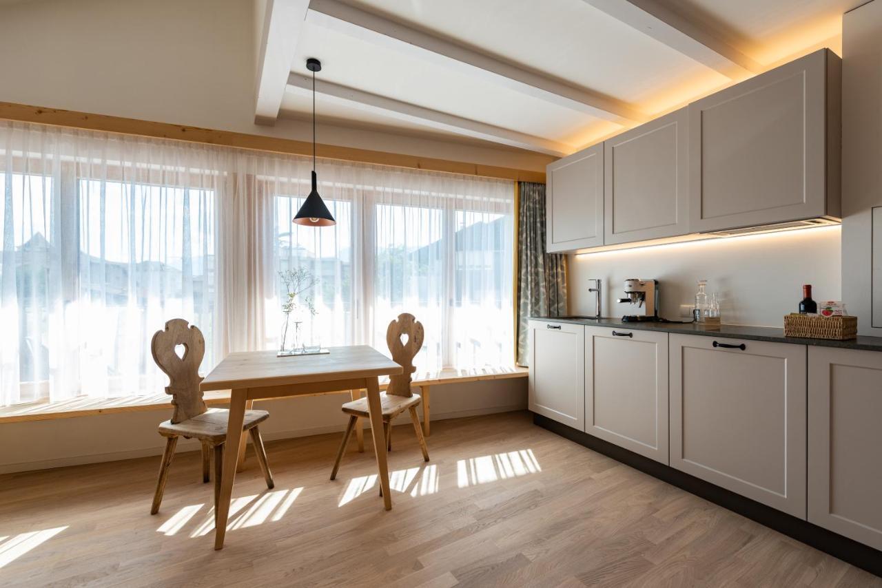 Weingut Schmid Oberrautner Apartment Suites โบลซาโน ภายนอก รูปภาพ