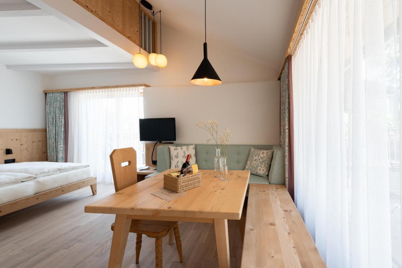 Weingut Schmid Oberrautner Apartment Suites โบลซาโน ภายนอก รูปภาพ